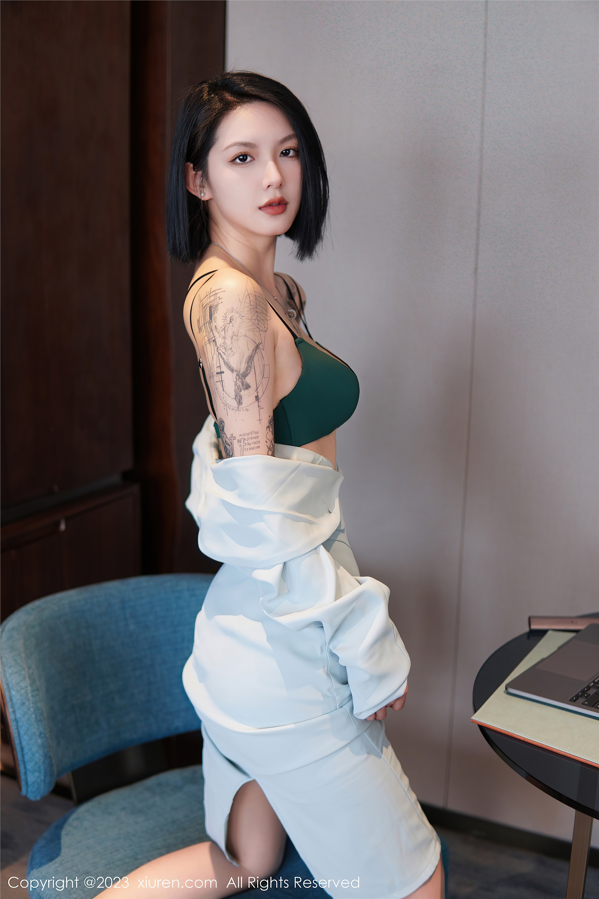 XiuRen秀人网  2023.06.09 NO.6885 乔一一